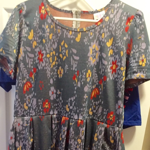 LulaRoe Amelia dress in grey pattern.