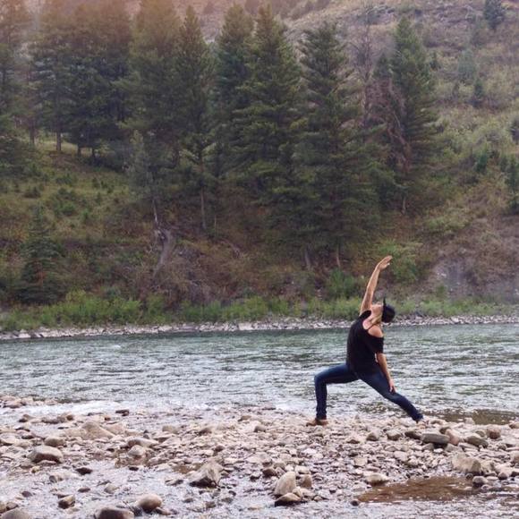 Meet your Posher, Taylor - Picture 1 of 1