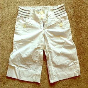 Wide leg white capris