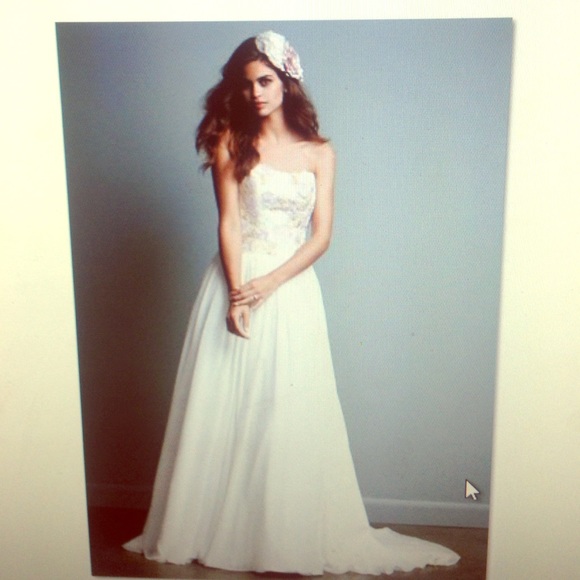 Sale! New Galina wedding Gown