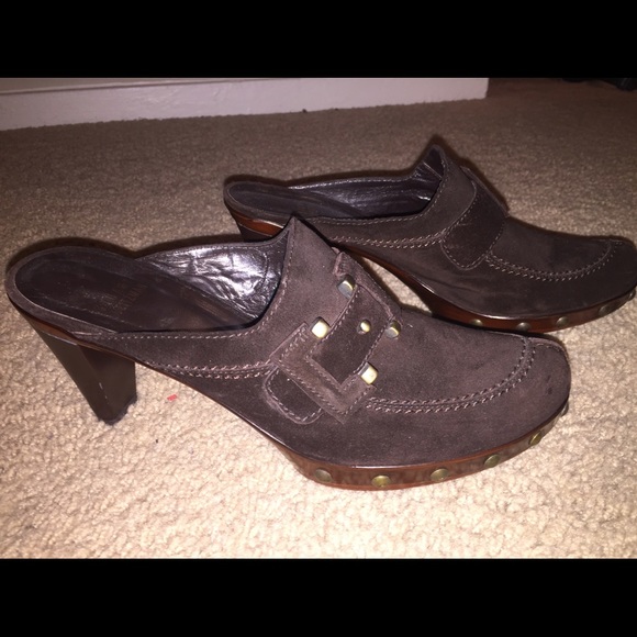 Stuart Weitzman clogs - Picture 2 of 3