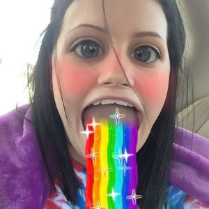 Meet your Posher, Destiny