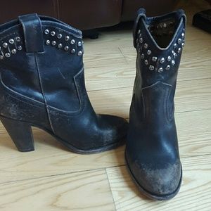 FRYE size 6.5 Bootie