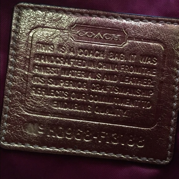 Authentic coach purse - Picture 2 of 4