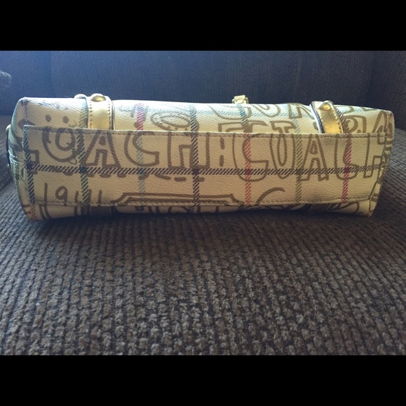 Authentic coach purse - Picture 4 of 4