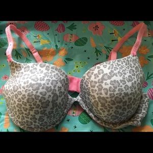 Victoria secret push-up bra