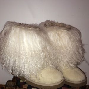 ❌SALE NEED GONE❌ UGG Sheepskin boots size 7