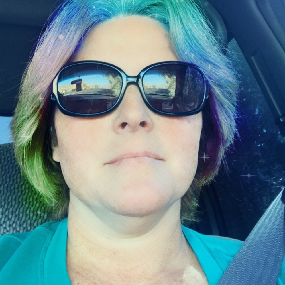 Meet your Posher, Denise