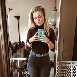 Meet your Posher, Liv