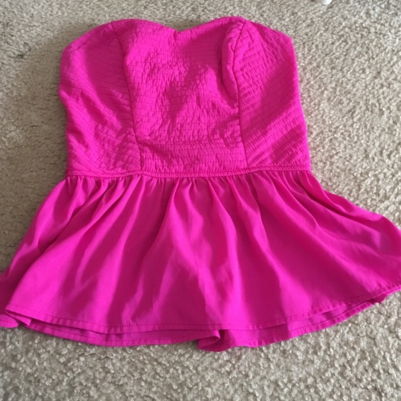 Pink peplum shirt. Strapless