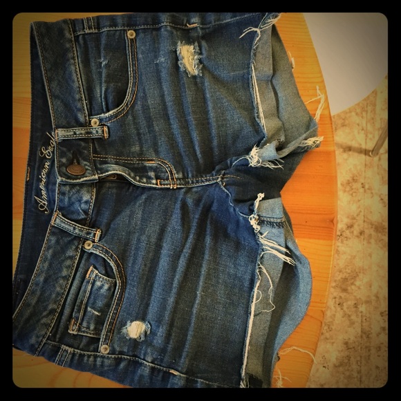 American Eagle Cut off shorts