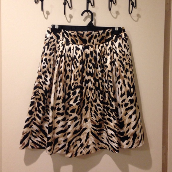 White House Black Market Printed Skirt