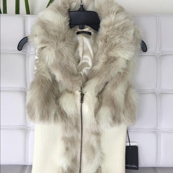 ❌NOT FOR SALE❌ Dolce Cabo Faux Fur Vest - Picture 4 of 4