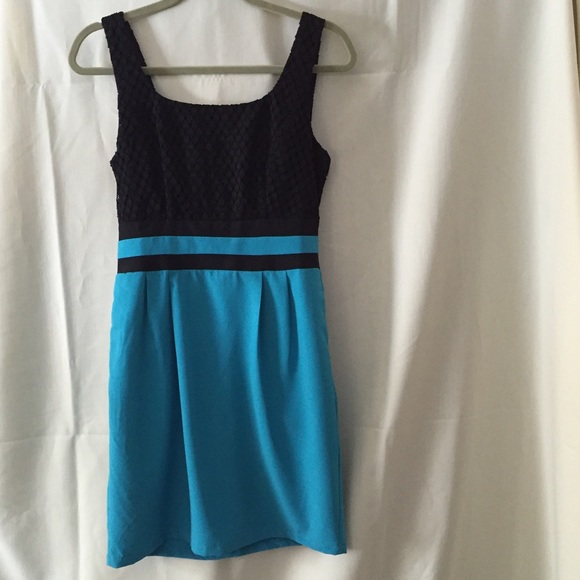 ModCloth Dresses & Skirts - ModCloth Minuet Colorblock Dress EUC