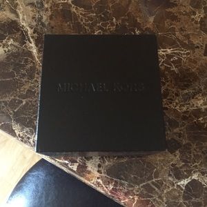 Michael Kors watch box