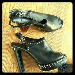 Black studded BCBG slingback heels sz 8