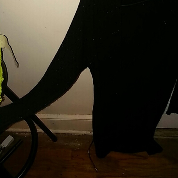 Sweater - Picture 2 of 4