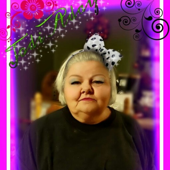 Meet your Posher, Jodi - Picture 1 of 1