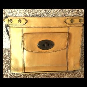 Fossil vintage revival cross body!