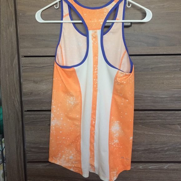 Nike singlet run top - Picture 3 of 3