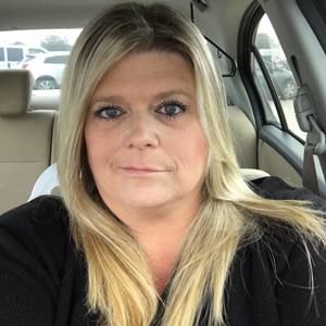 Meet your Posher, Dana