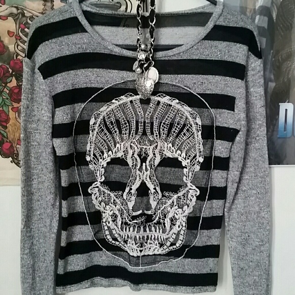 Black and grey lace skull sweater