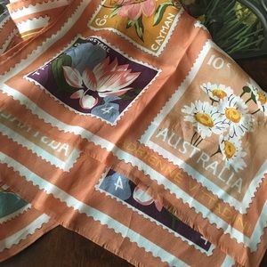 Adrienne Vittadini scarf
