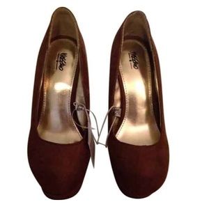 Light Brown Suede Wedges