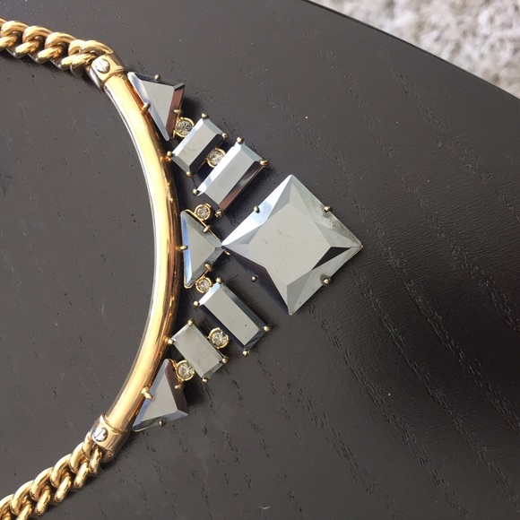 Henri Bendel Necklace - Picture 3 of 3