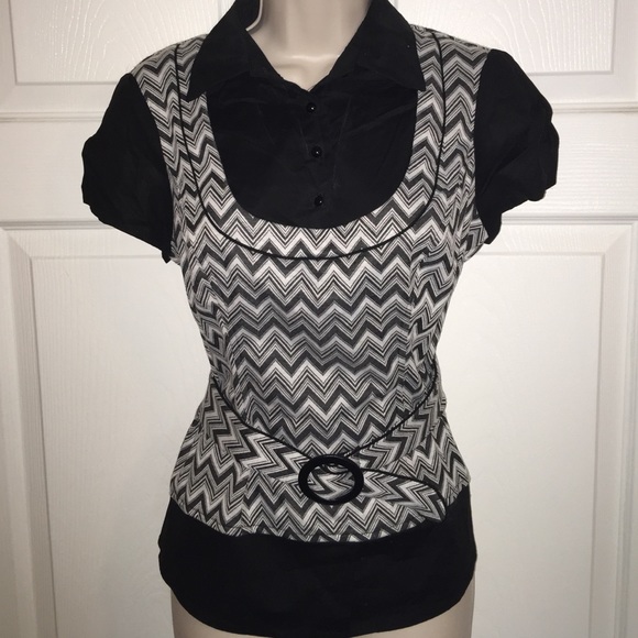 👕Black and White Sweater Vest Blouse👕