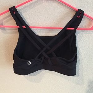 lululemon black sports bra