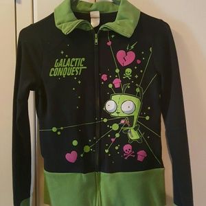 Girt sweater