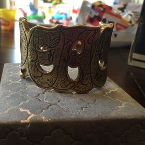 Lucky brand cuff bracelet. Reads "PEACE"