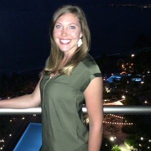 Meet your Posher, Stephanie