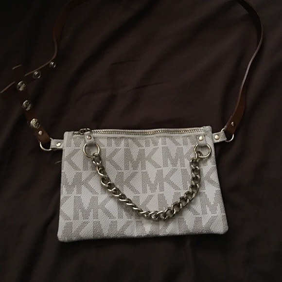 Michael kor belt with pouch