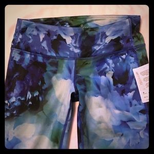 Athleta Chaturanga Capri