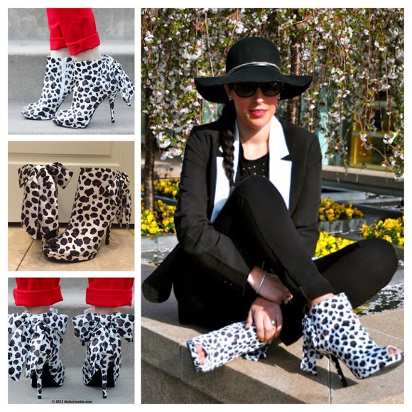 Kate Young Naya Ankle Bootie with Bow Leopard - Picture 1 of 4