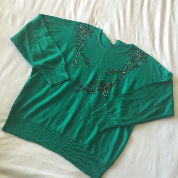 EMERALD GREEN EMBELLISHED VINTAGE SWEATER