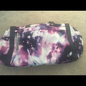 Urban warrior duffel in blooming pixie