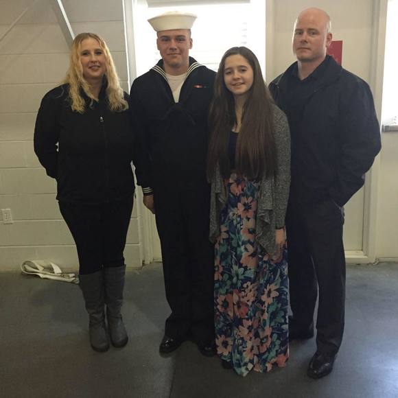 Meet your Posher, Lisa - Picture 1 of 1