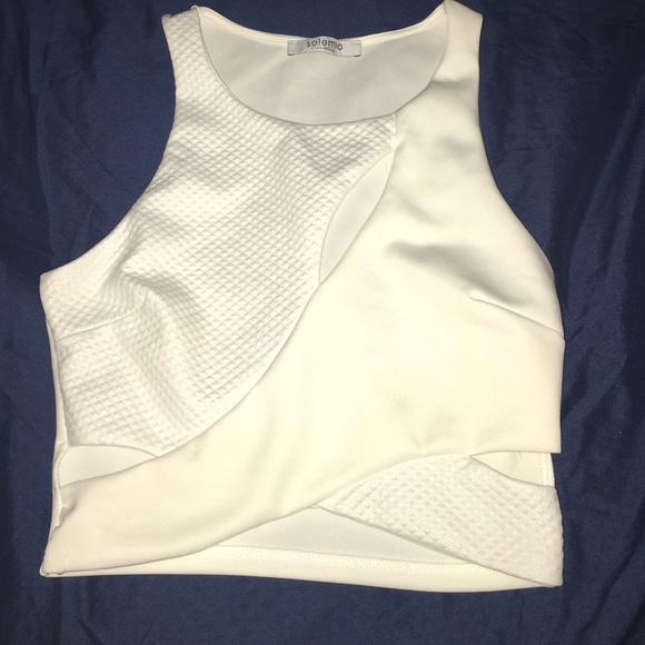 LAST CHANCE Nastygal Contra white crop top - Picture 3 of 4