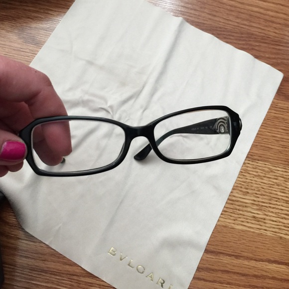 Unisex Bvlgari eyeglasses in black - Picture 4 of 4