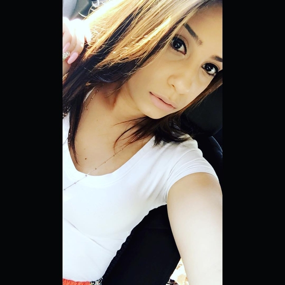 Meet your Posher, Krystal