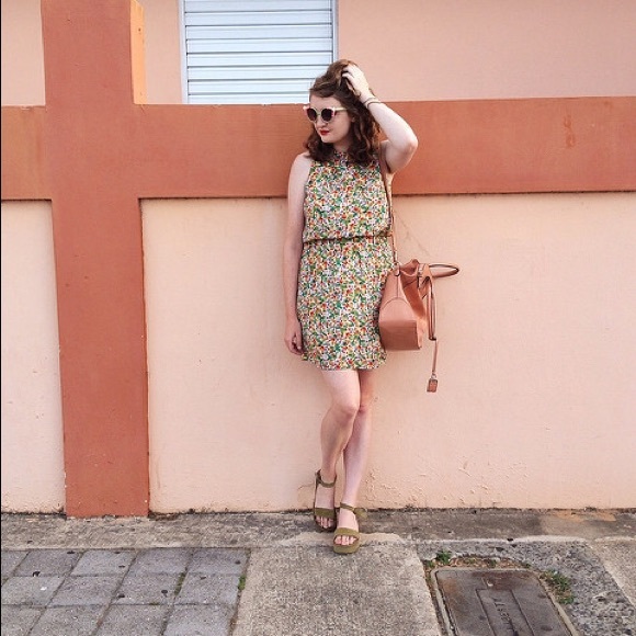 H&M Dresses & Skirts - ONE DAY ONLY SALE: Tropical floral print dress