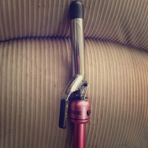 Hot Tools 1 inch Titanium curling iron