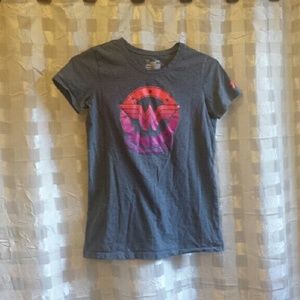 Wonder woman under armour tshirt size sm