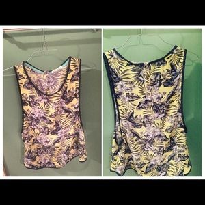 flower print tank top