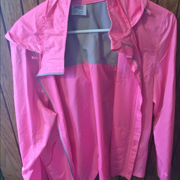 Danskin Rain Jacket/Wind Breaker