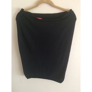 Plain, knit pencil skirt