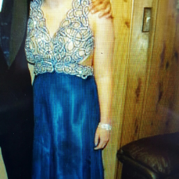 Belle Jules prom dress